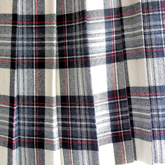 Genuine Scottish Kilt or Pleated Skirt Size 6 - 8 Beautiful Colour Combination - Picture 4 of 12